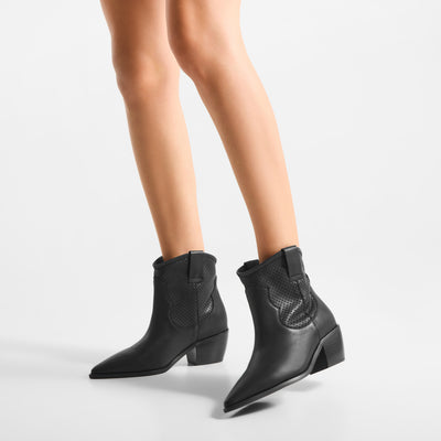 WODEN STB WOMENS Dea L Boots 020 Black