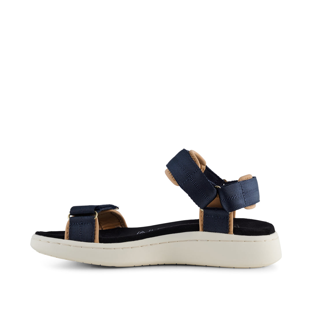 Line-Sandals-WL926-
