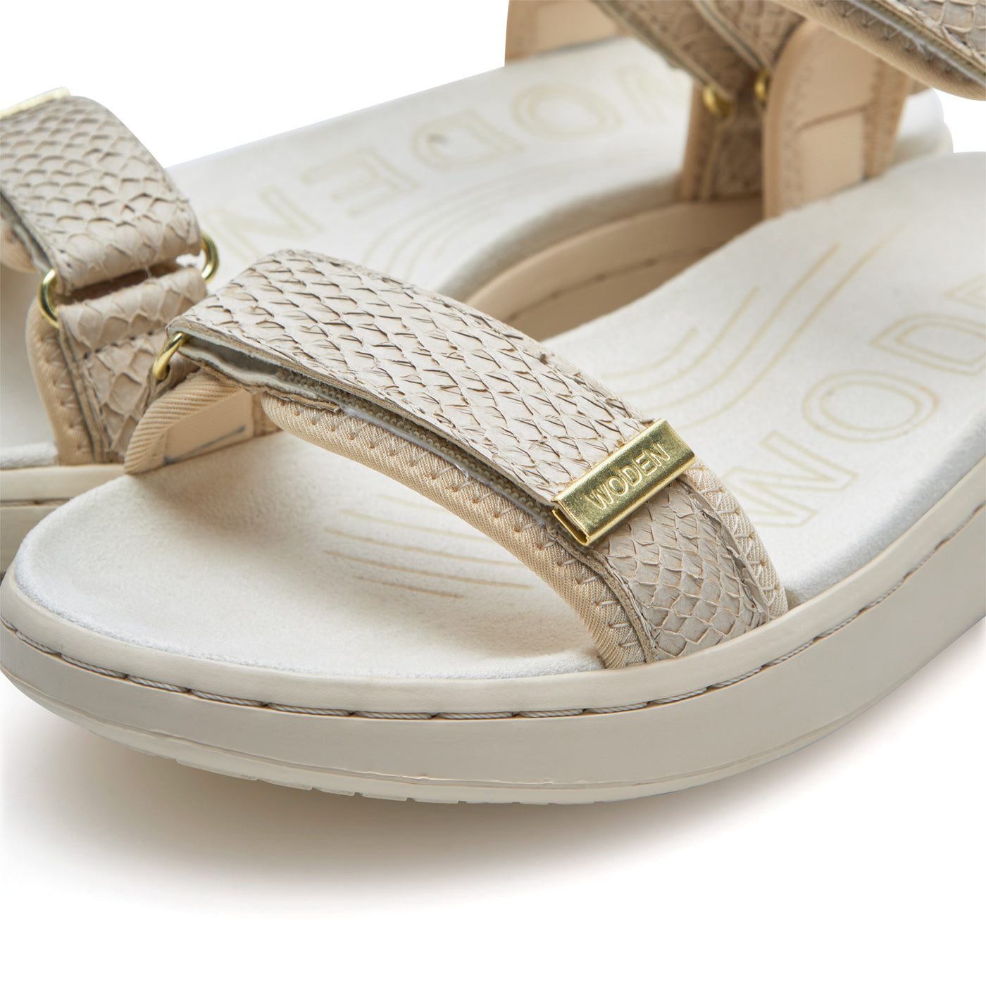 WODEN Line Fish Sandals 813 Ivory