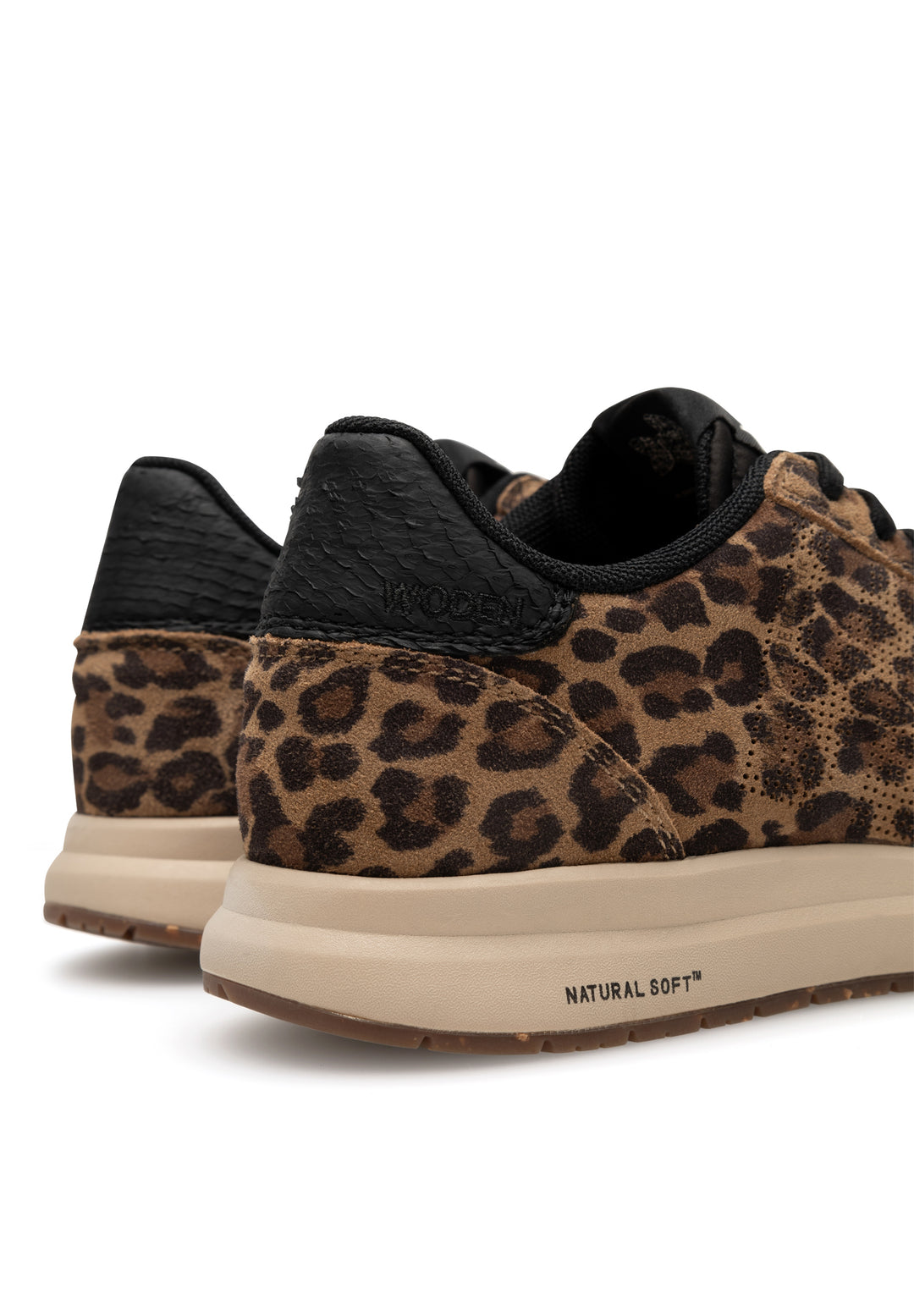 Nicoline Leo - Leopard – woden.com