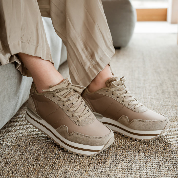 Nora III Leather Plateau Silver Mink – - Main Image