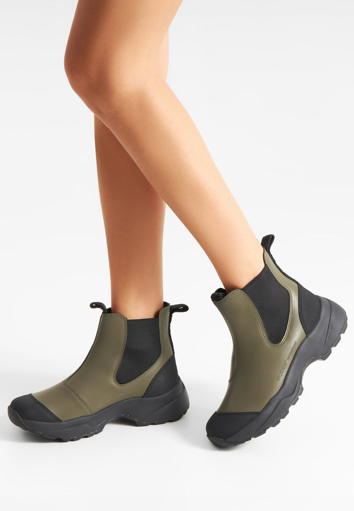 シューズ Siri Siri Waterproof - Dark Olive/Black – woden.com